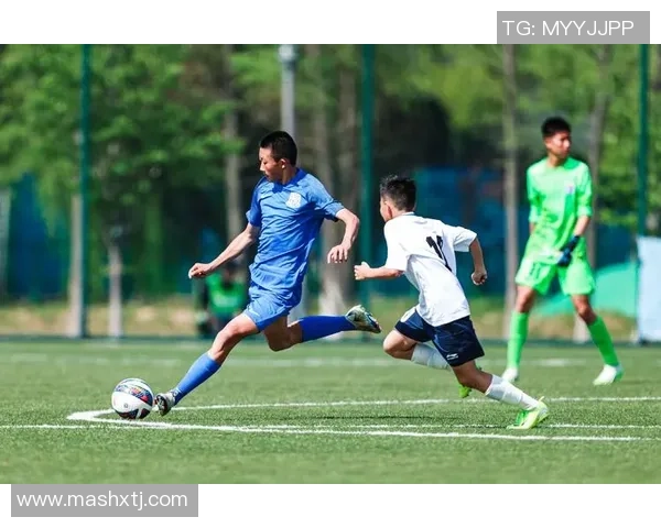 赛后分析:上海足球队与西安足球队的战术对决与启示 赛后分析:上海足球队与西安足球队的战术对决与启示