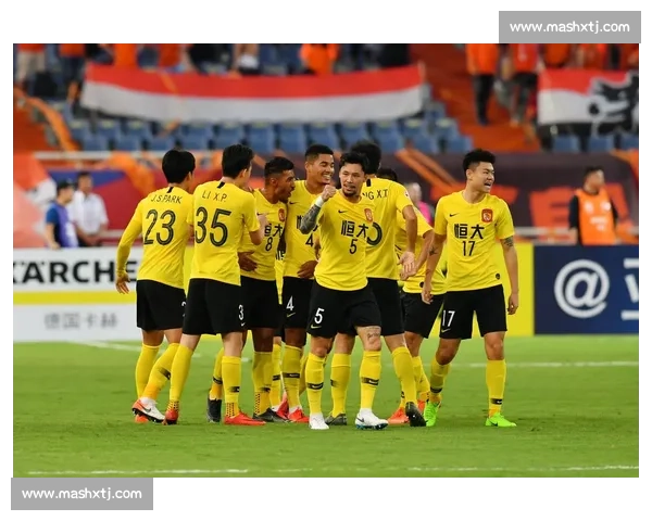 中超焦点战鲁能对恒大巅峰对决再燃经典恩怨与战术博弈 中超焦点战鲁能对恒大巅峰对决再燃经典恩怨与战术博弈
